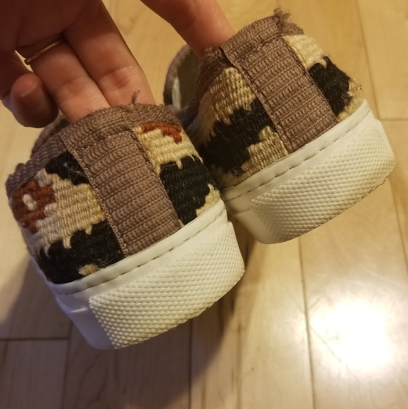 Res Ipsa Kilim Rug style slip on sneakers - Picture 5 of 7
